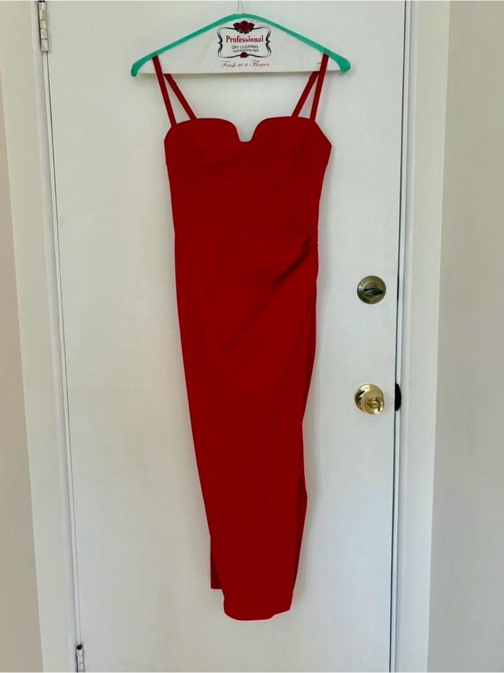 Reformation Alfred dress in red size 6 - Picture 2 of 7